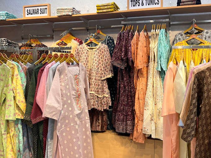 Anyla Women's & Girl's Wear